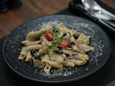 پاستا آلفردو (Pasta Alfredo)